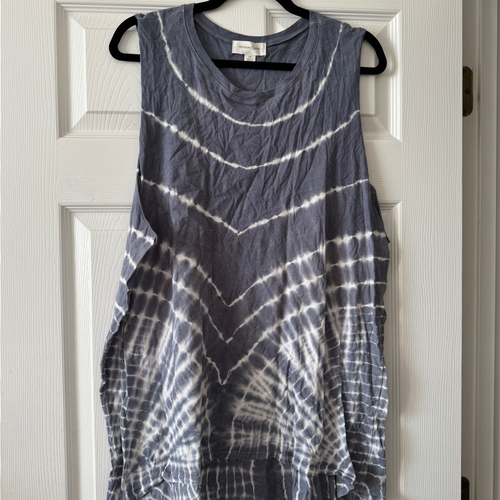 Tie-Dye Sleeveless Top - Gray and White